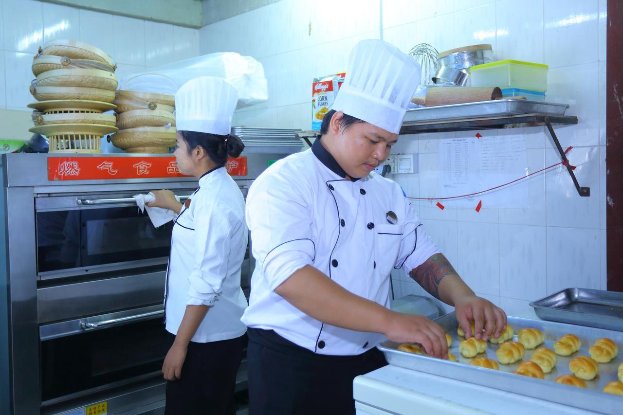 Hotel Dingar Mandalay Exterior photo